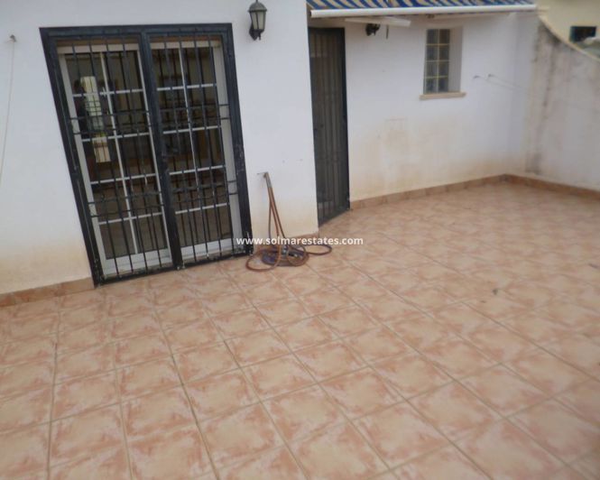 Image No.27-3 Bed House for sale