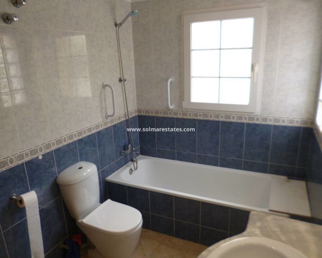 Image No.38-3 Bed House for sale