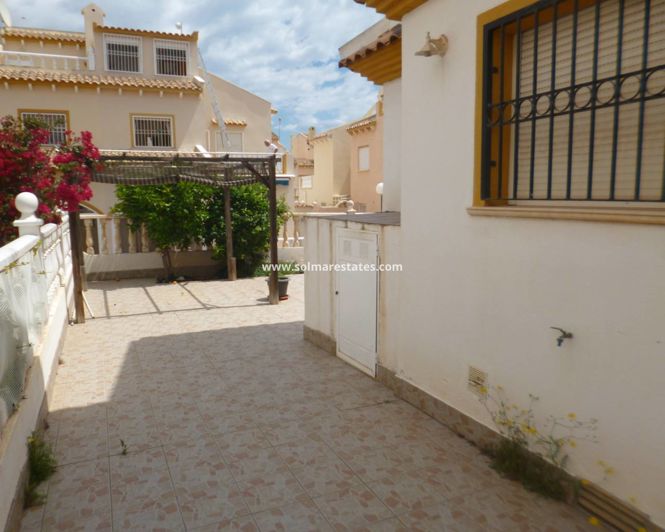 Image No.45-3 Bed House for sale