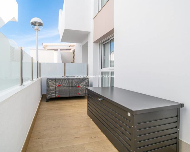 Image No.24-2 Bed Apartment for sale