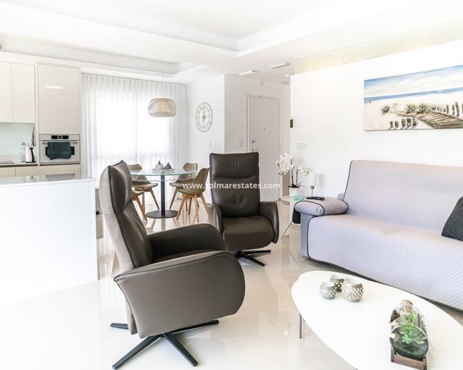 Image No.9-2 Bed Apartment for sale