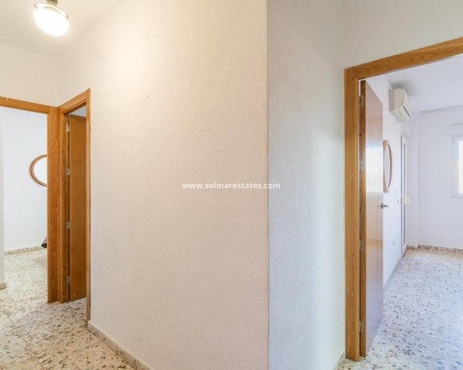 Image No.26-3 Bed Apartment for sale