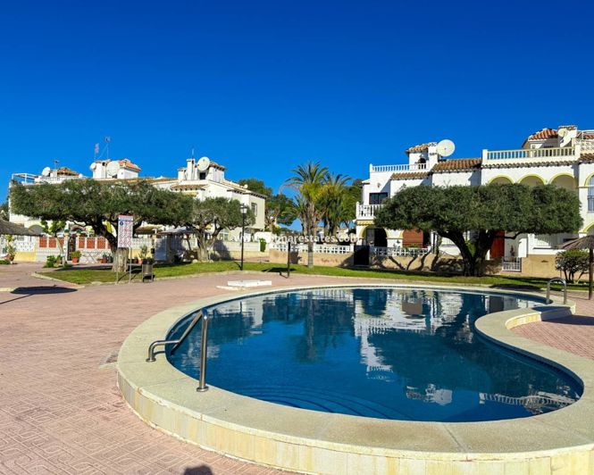 Image No.3-Appartement de 1 chambre à vendre à Villamartin