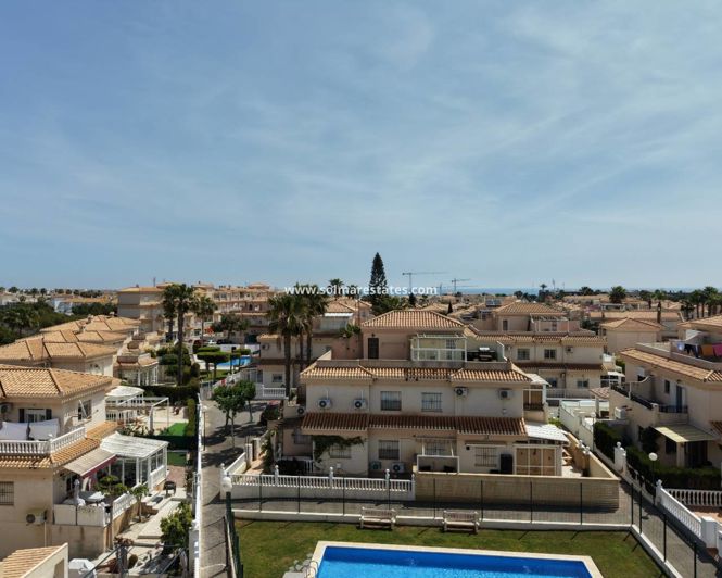 Image No.25-3 Bed Quad for sale