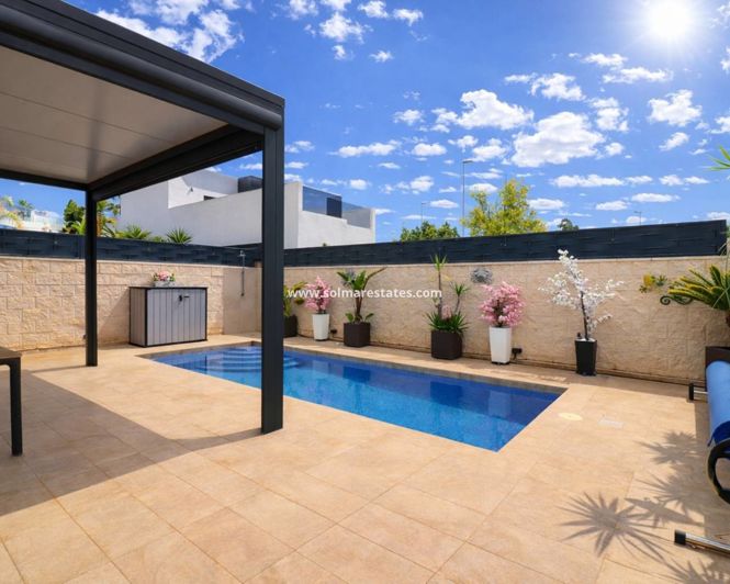 Image No.2-3 Bed Villa for sale