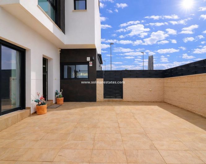 Image No.21-3 Bed Villa for sale