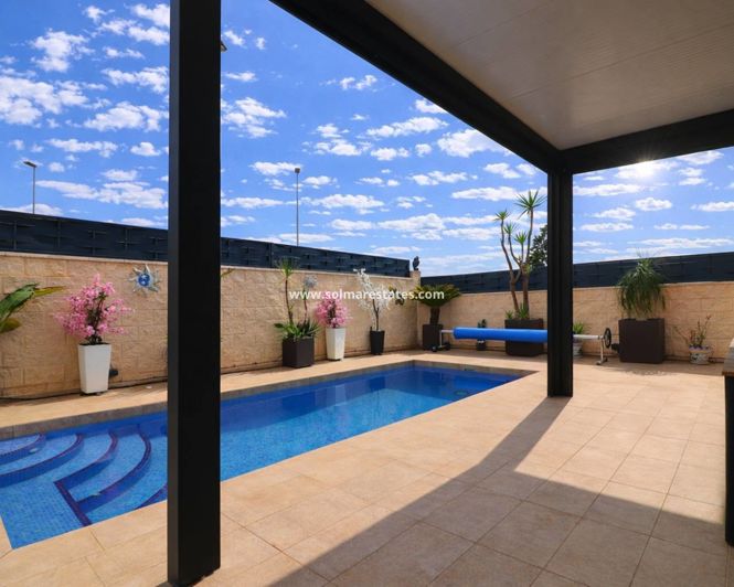 Image No.22-3 Bed Villa for sale