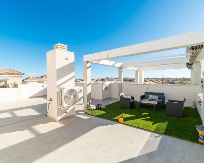 Image No.12-2 Bed Apartment for sale