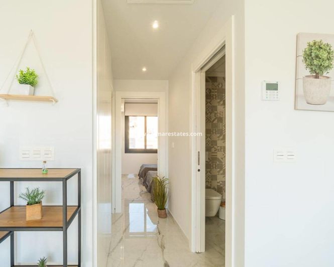 Image No.19-2 Bed Apartment for sale