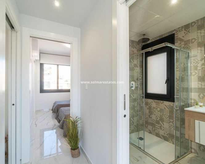 Image No.20-2 Bed Apartment for sale