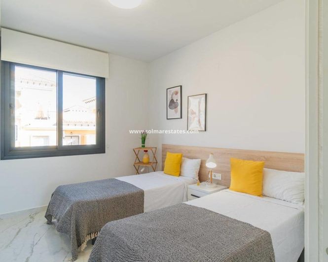 Image No.22-2 Bed Apartment for sale