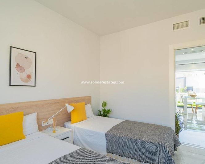 Image No.23-2 Bed Apartment for sale