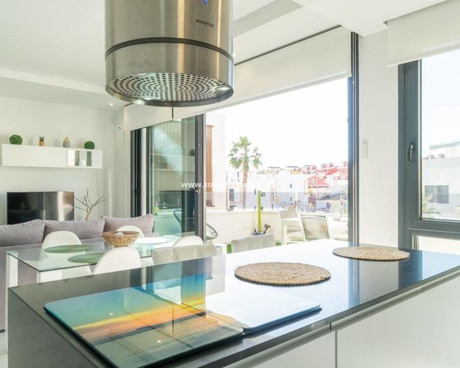 Image No.29-2 Bed Apartment for sale