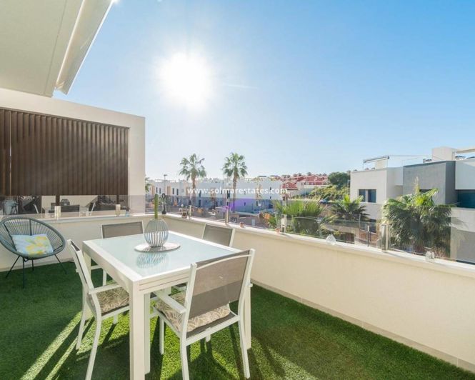 Image No.9-2 Bed Apartment for sale