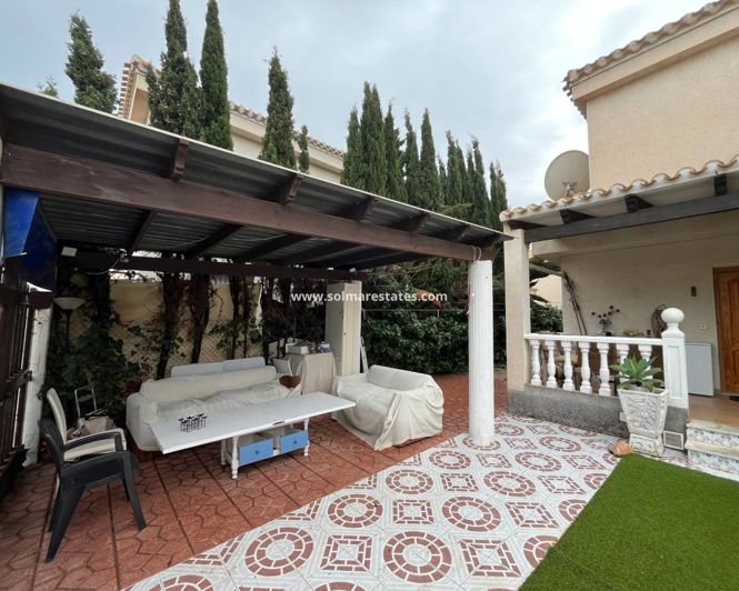 Image No.16-3 Bed House for sale