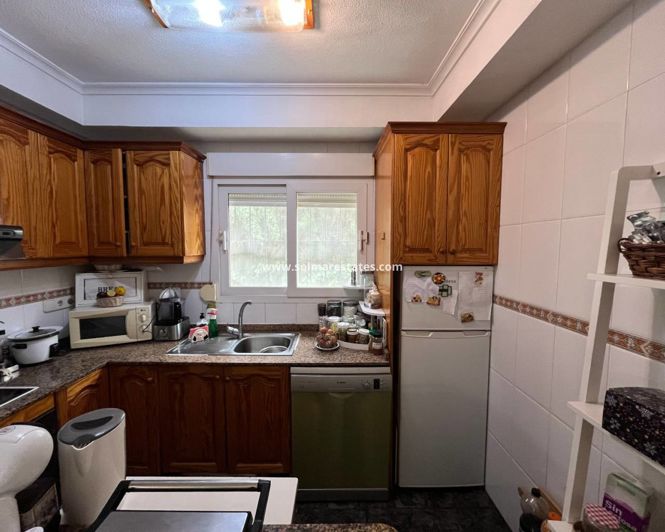 Image No.41-3 Bed House for sale