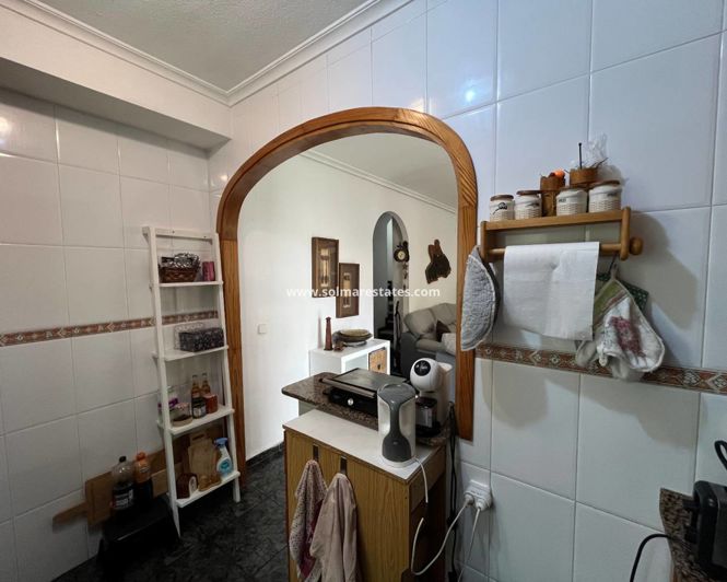 Image No.44-3 Bed House for sale