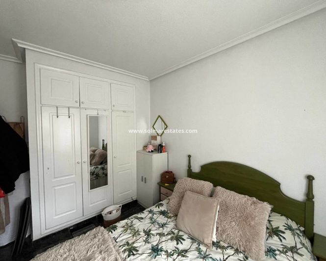 Image No.46-3 Bed House for sale