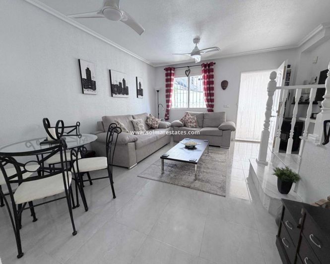 Image No.15-3 Bed Townhouse for sale