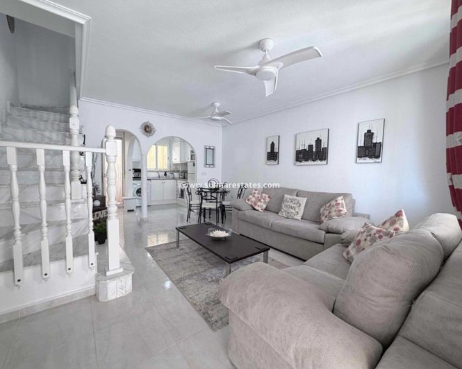 Image No.17-3 Bed Townhouse for sale