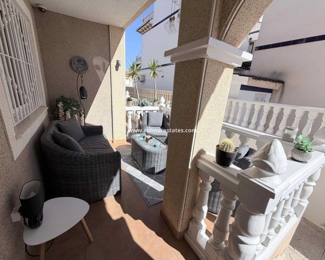 Image No.2-3 Bed Townhouse for sale