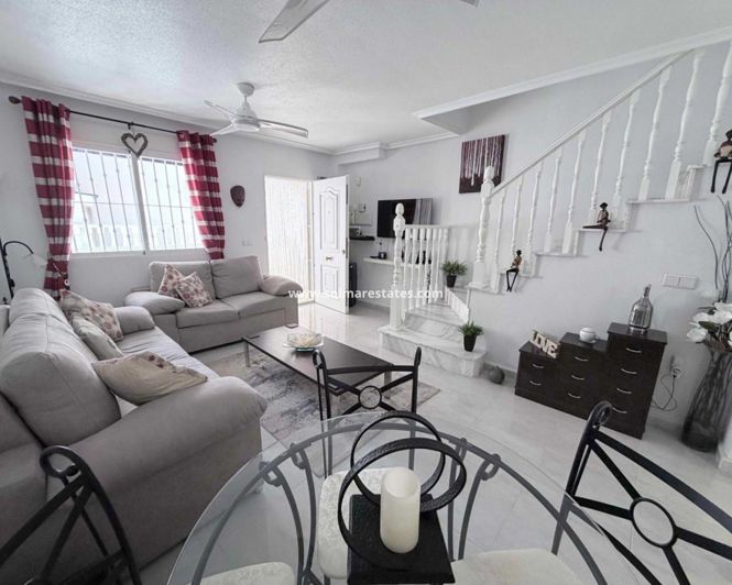 Image No.3-3 Bed Townhouse for sale