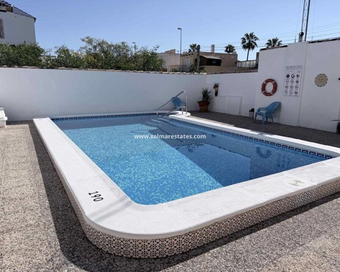 Image No.37-3 Bed Townhouse for sale