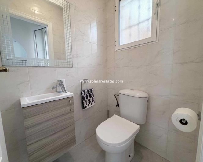 Image No.7-3 Bed Townhouse for sale