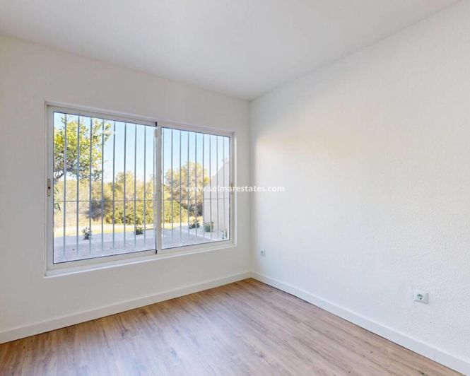 Image No.18-2 Bed Apartment for sale