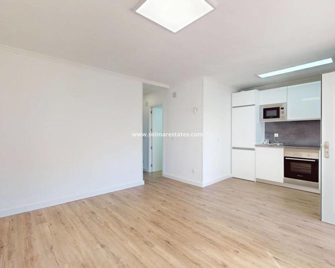 Image No.11-Appartement de 2 chambres à vendre à Villamartin