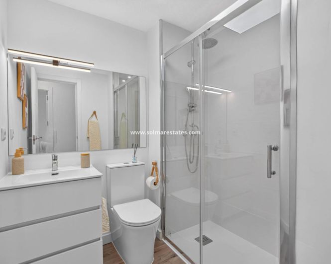 Image No.9-2 Bed Apartment for sale