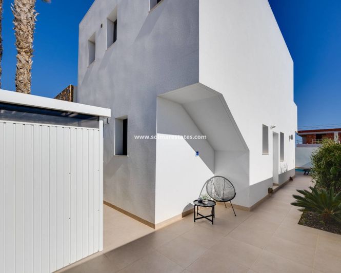 Image No.13-3 Bed Villa for sale