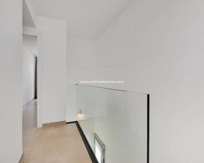 Image No.36-3 Bed Villa for sale