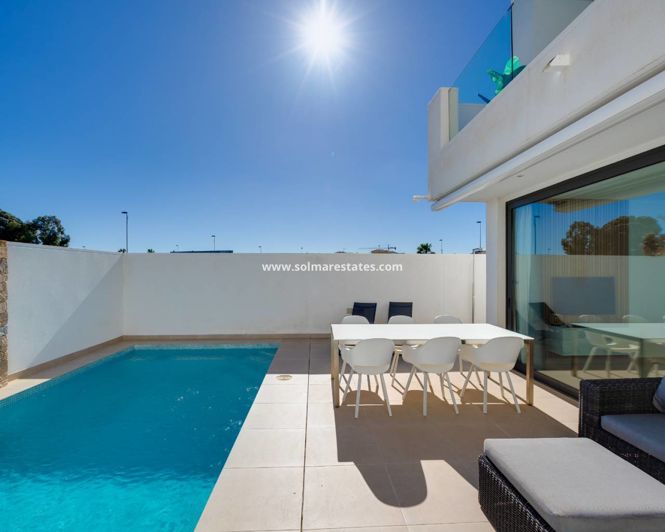 Image No.8-3 Bed Villa for sale