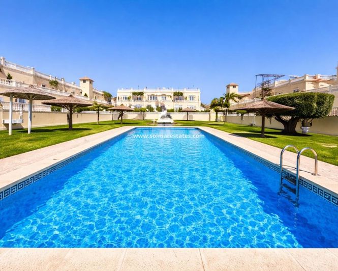 Image No.2-Maison de 3 chambres à vendre à La Zenia