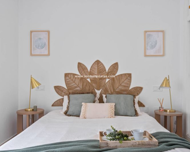 Image No.26-2 Bed Townhouse for sale