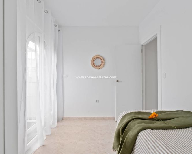 Image No.29-2 Bed Townhouse for sale