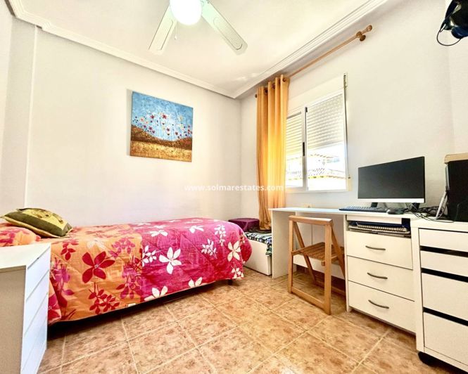 Image No.8-Appartement de 2 chambres à vendre à Punta Prima