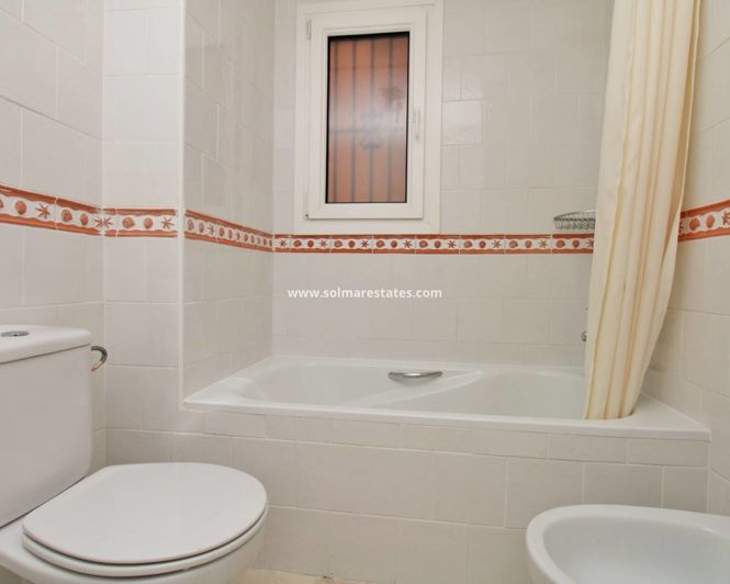 Image No.20-2 Bed Apartment for sale