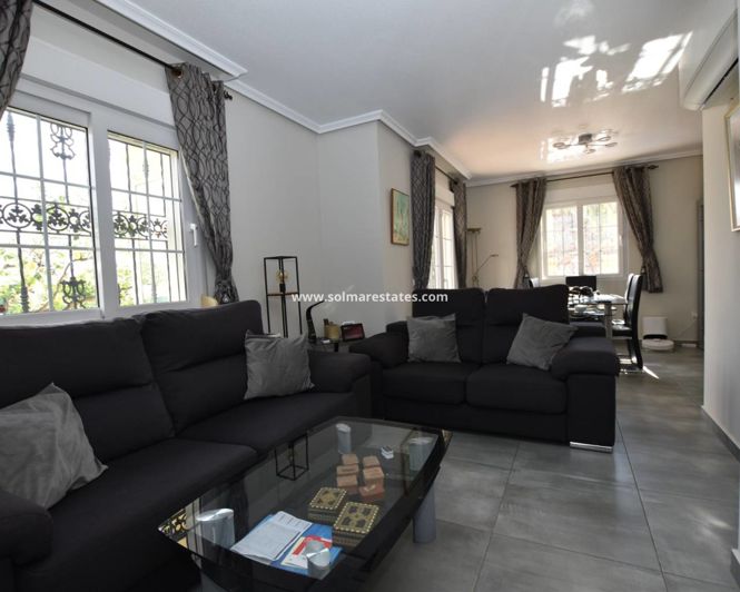 Image No.10-3 Bed Villa for sale