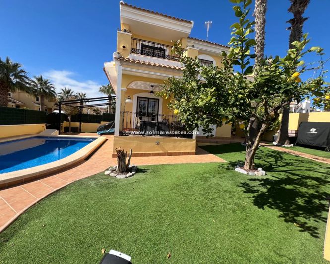 Image No.30-3 Bed Villa for sale