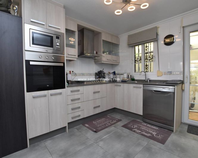 Image No.5-3 Bed Villa for sale