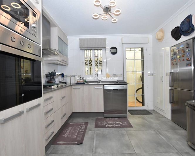 Image No.6-3 Bed Villa for sale