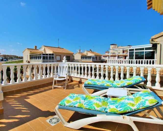 Image No.23-3 Bed Townhouse for sale