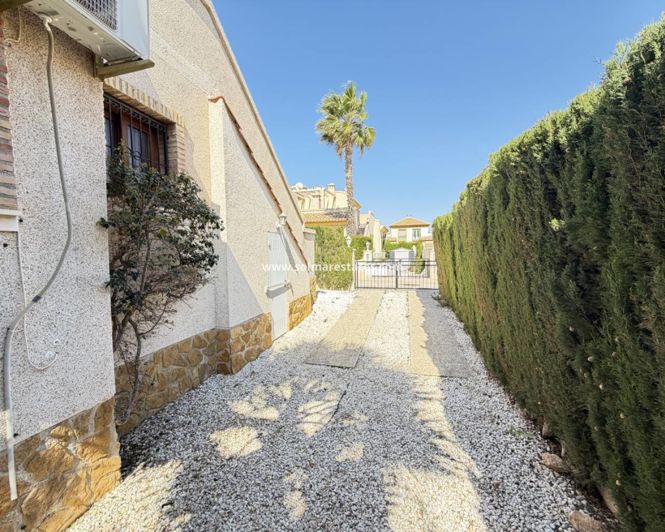 Image No.14-2 Bed Bungalow for sale