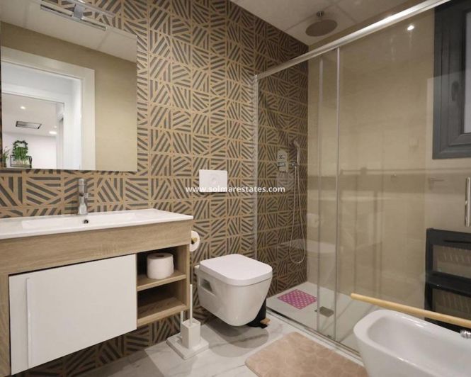 Image No.20-Appartement de 2 chambres à vendre à Playa Flamenca