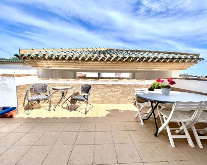 Image No.20-3 Bed Apartment for sale