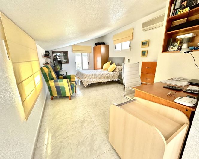 Image No.18-Villa de 4 chambres à vendre à Pinar de Campoverde