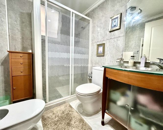 Image No.26-Villa de 4 chambres à vendre à Pinar de Campoverde