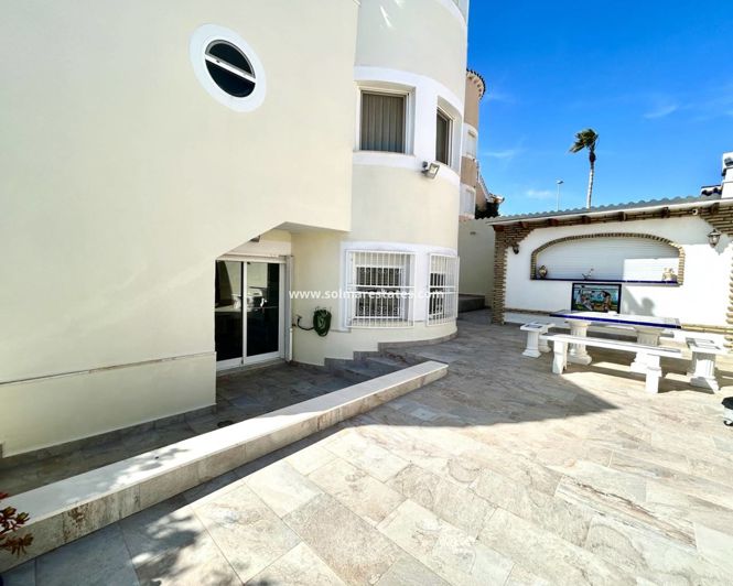 Image No.39-Villa de 4 chambres à vendre à Pinar de Campoverde